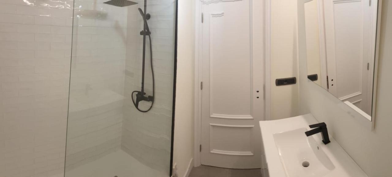 Coqueto Apartamento Centrico Con Garaje Apartment Vigo Exterior foto